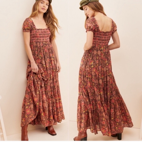 Free People Dresses & Skirts - FREE PEOPLE floral Getaway tiered maxi dress SZ Medium